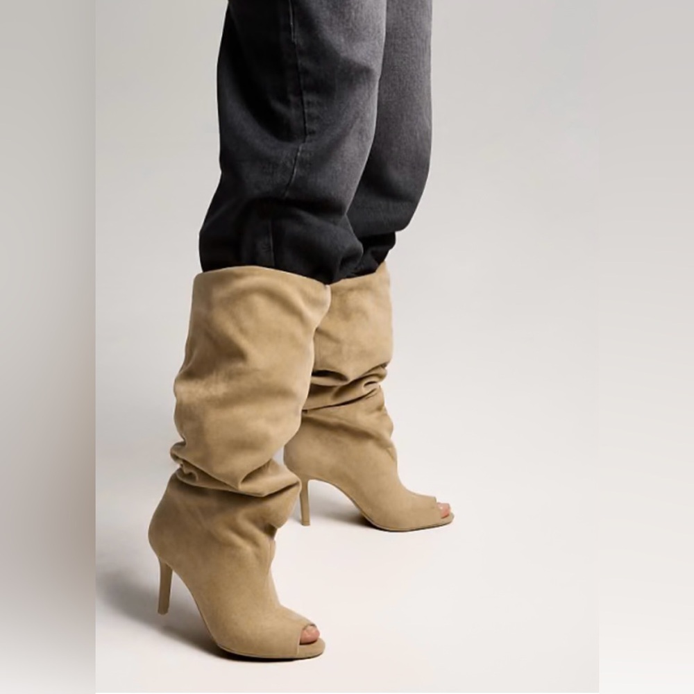 Viral Bershka Boots